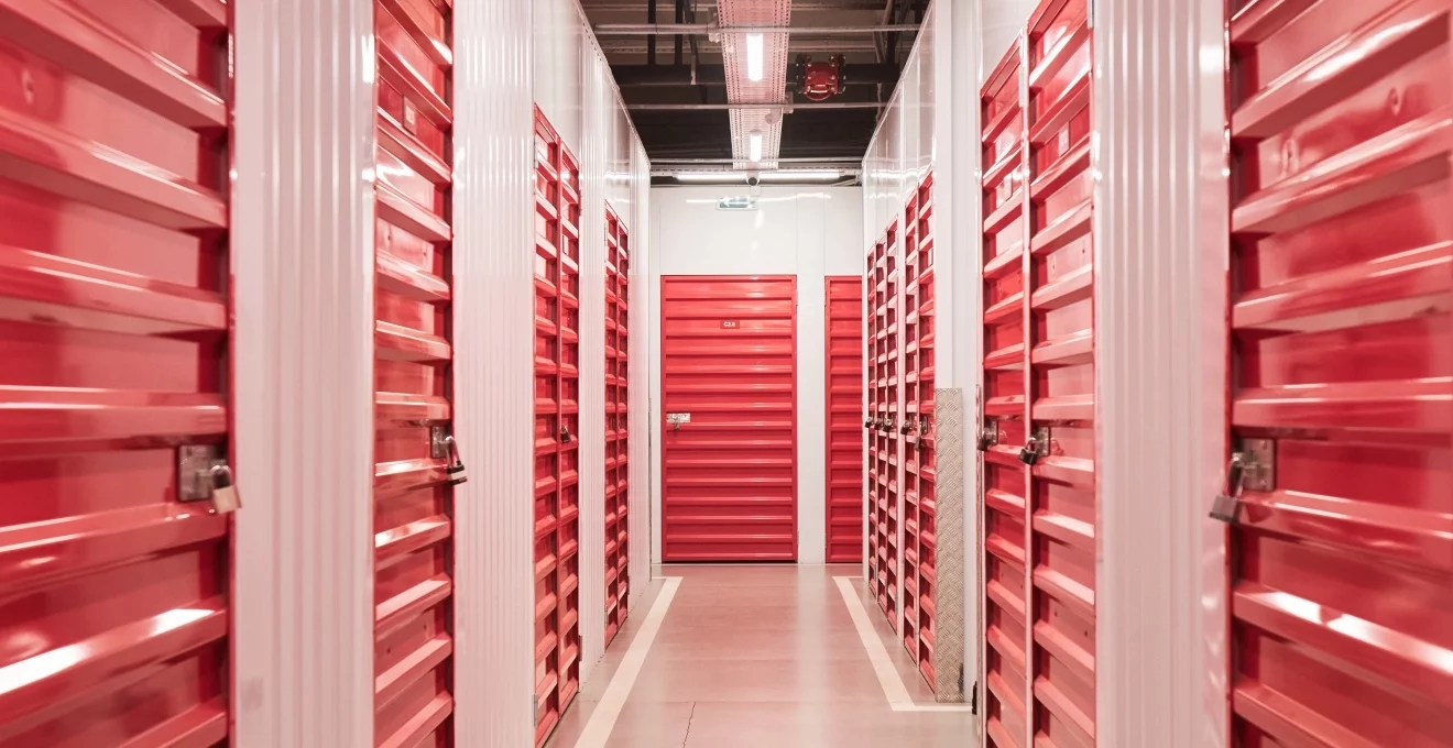 a-quel-moment-est-il-preferable-de-reserver-un-garde-meuble-a-avignon-pour-eviter-les-hausses-saisonnieres