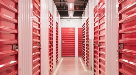 a-quel-moment-est-il-preferable-de-reserver-un-garde-meuble-a-avignon-pour-eviter-les-hausses-saisonnieres